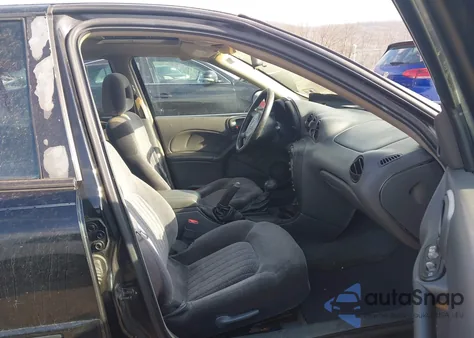 2002 Pontiac Grand Am Gt z USA, uszkodzony, nr VIN 1G2NW52E52M697367